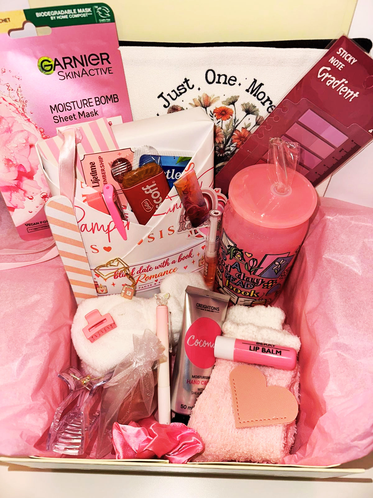 Book and Pamper Box Deluxe